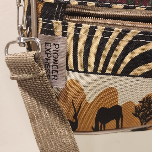Pioneer Express Vintage Safari Printed travel bag - Picture 5 of 10